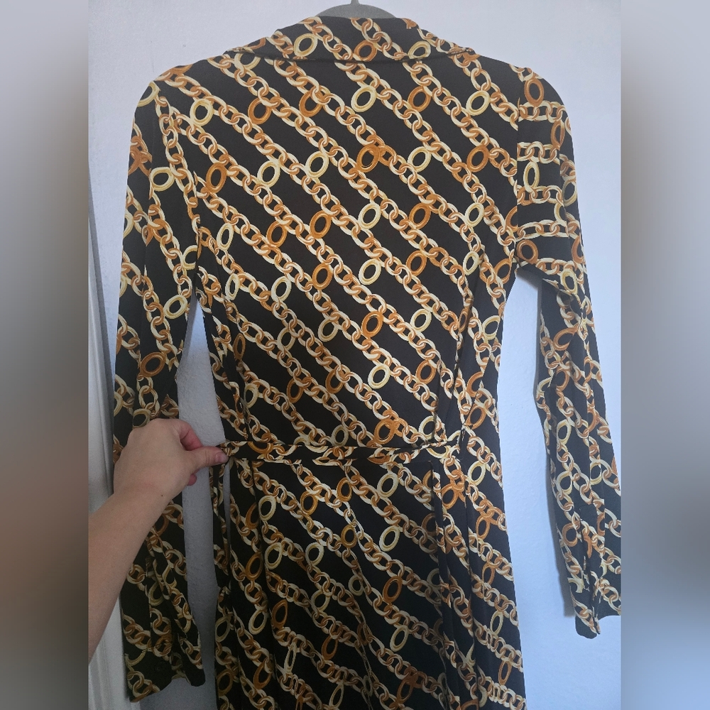 Calvin Klein Chain Faux Wrap Black Gold Chain Pattern Dress Size 4 EUC - Picture 8 of 12